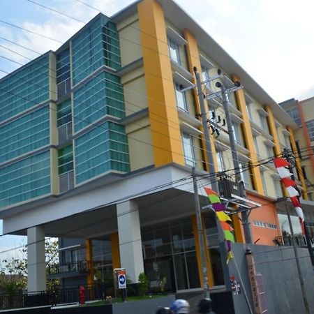 Edu Hostel Yogyakarta Dış mekan fotoğraf